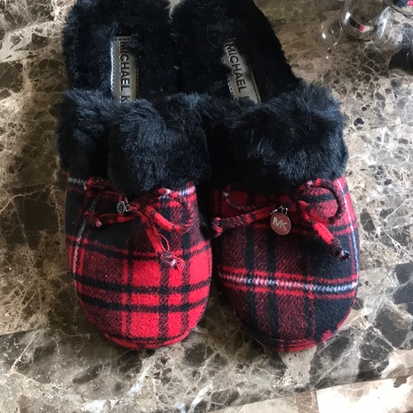 Michael Kors House Slippers size 7 M  Red/Black - Picture 6 of 11